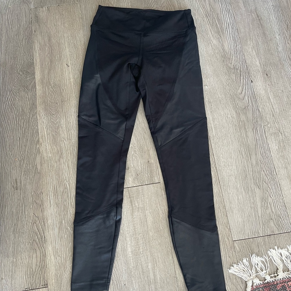 Koral Leggings